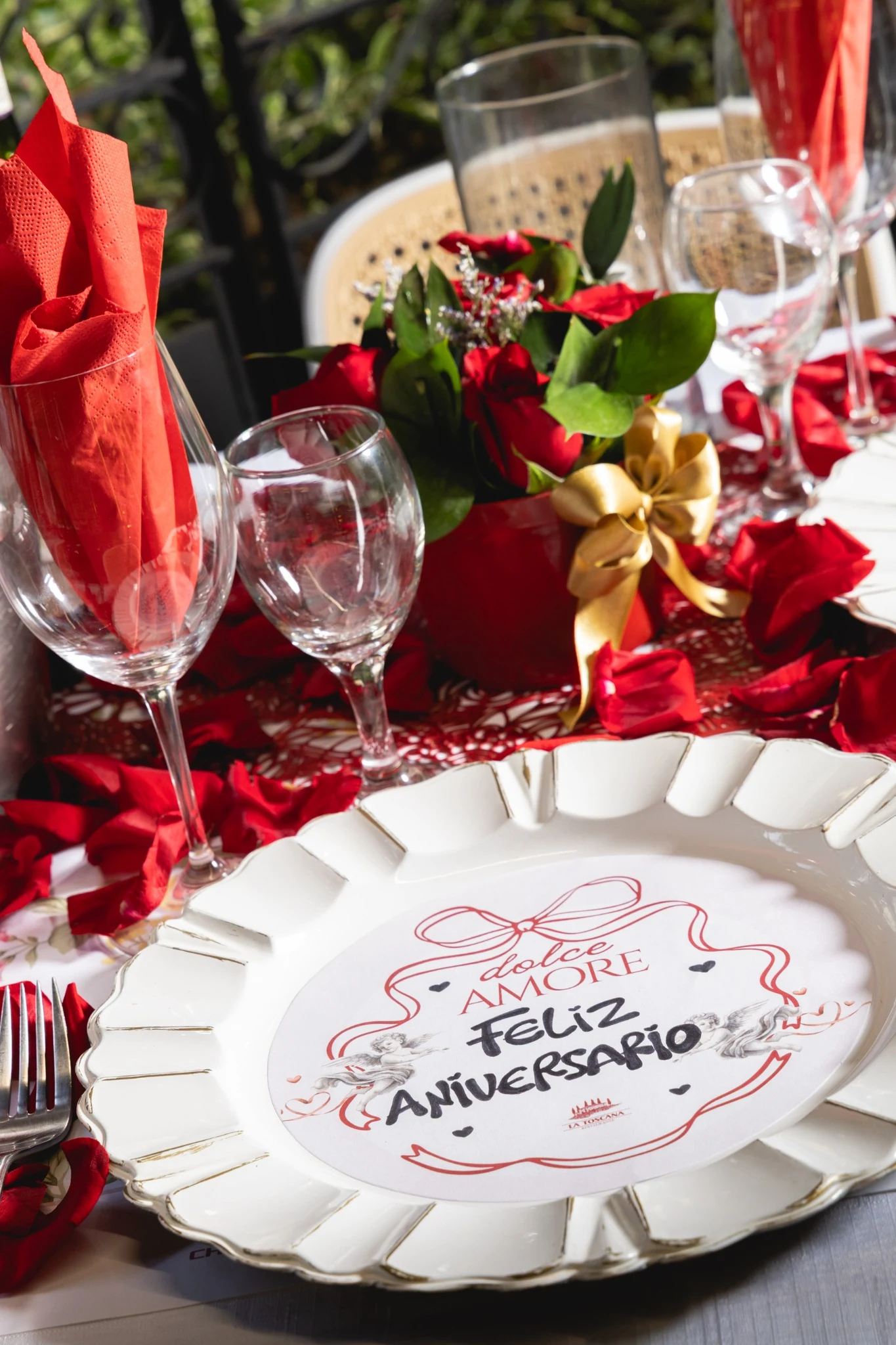 Decoración con globos para cena romántica
